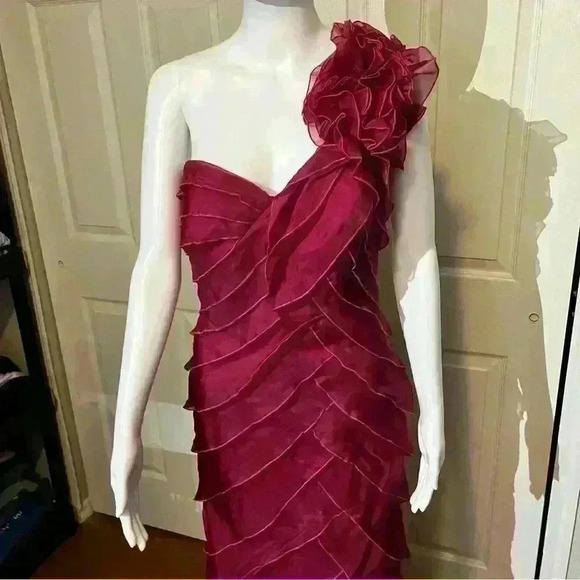 Vintage Tadashi Shoji Collection Womens Ruffle Evening Dress Gown 100% Silk 10 - Picture 9 of 14